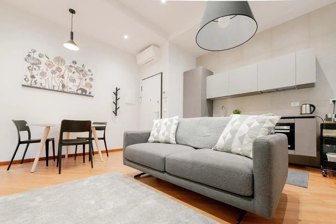 Realkasa Amendola Apartment Bologna Italy