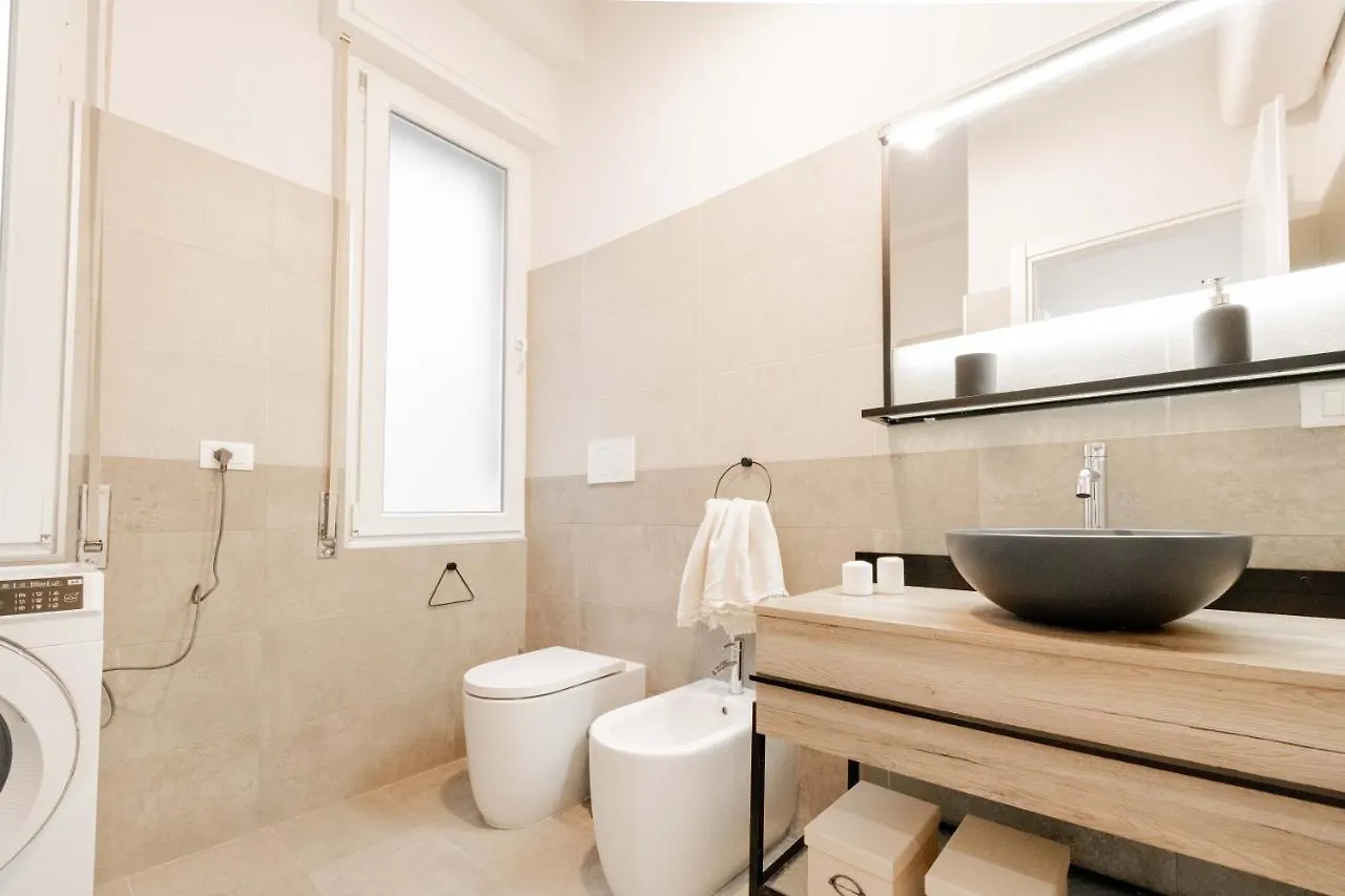 Realkasa Amendola Apartment Bologna Italy